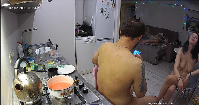 Screenshot 2023-07-06 at 20-52-30 Bedroom camera at Vegas reallifecam apartment at Voyeur House TV (cam18)