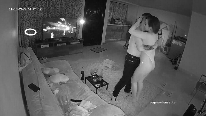 realm121-cam13-1763473257