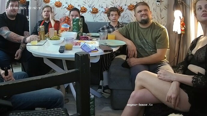 realm18-cam14-1763495001