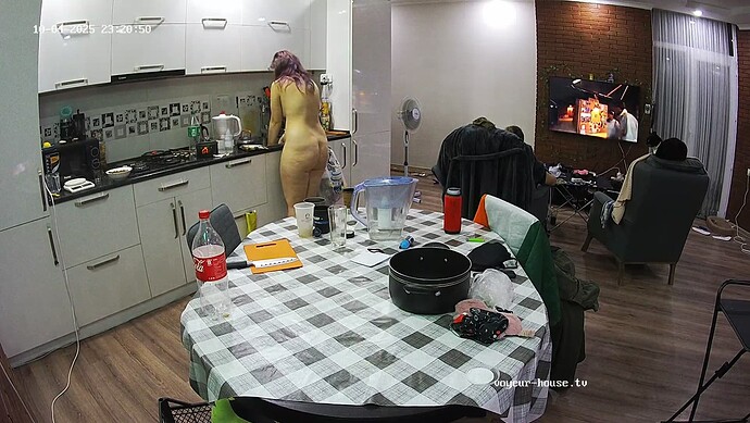 realm114-cam12-1759605667