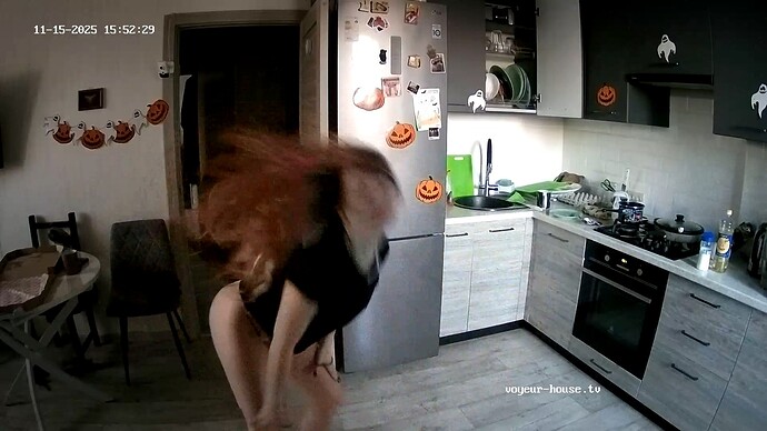 realm18-cam12-1763211237