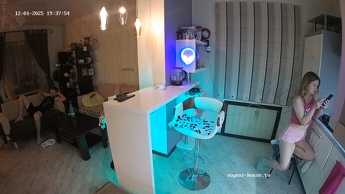 realm64-cam112-1764607116