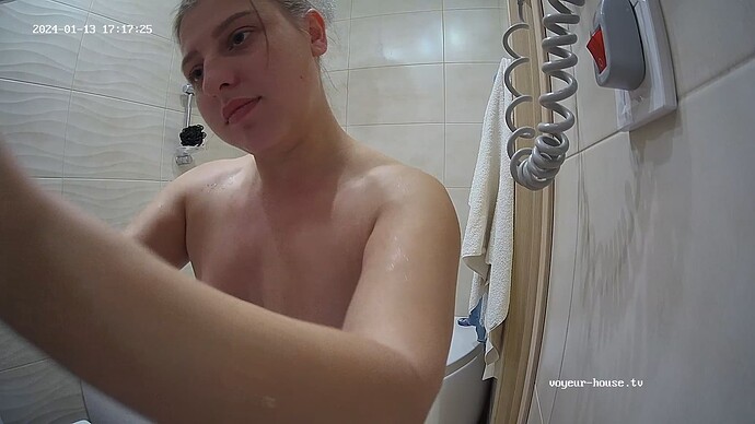 realm23-cam18-1705168050