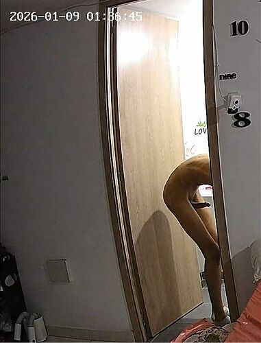 Jara_260109_dick_bathroom_@Jara&_Valen_realm142_01