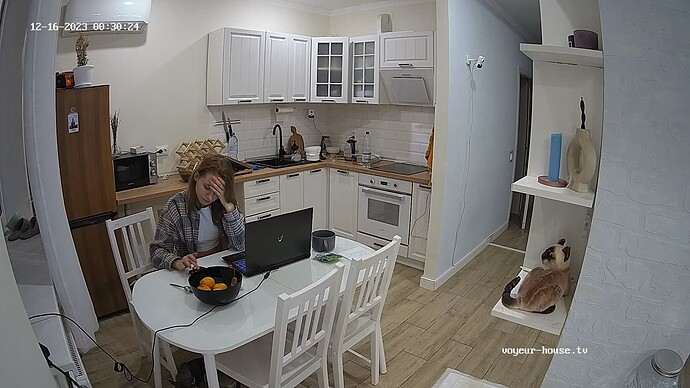 realm36-cam12-1702678468