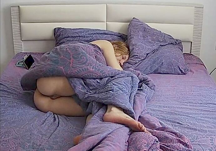 Shana_260529_pussy_bed_@_Shana_realm64_01