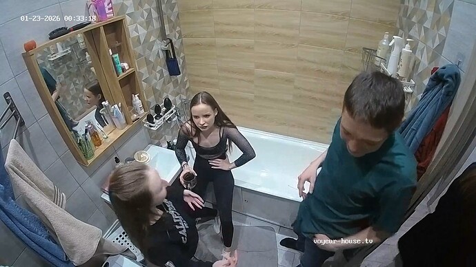 realm18-cam113-1769127936