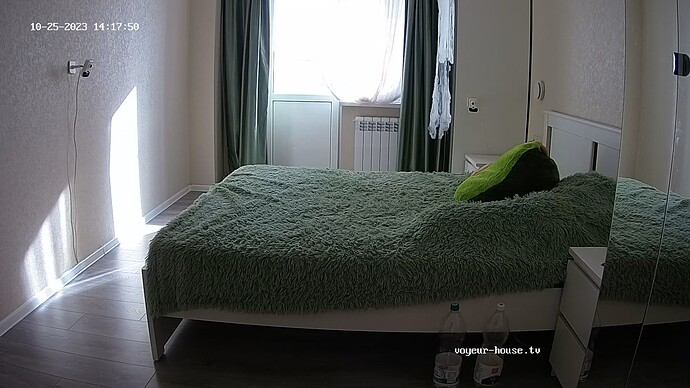 realm67-cam18-1698232705