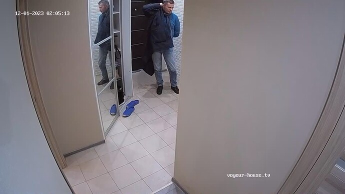 realm62-cam111-1701385681