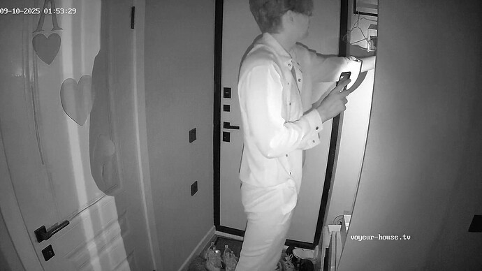 realm42-cam110-1757458441