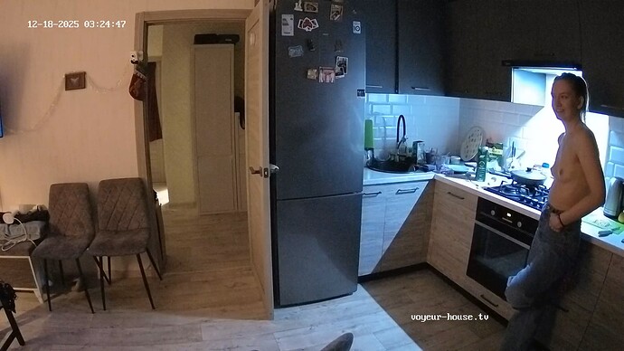 realm18-cam12-1766045736