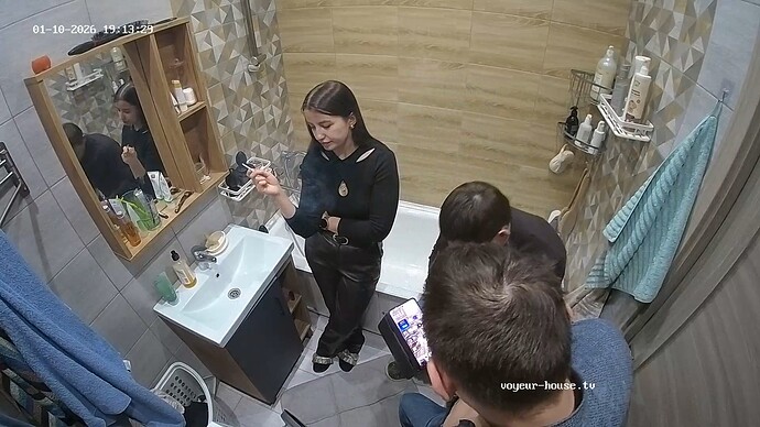 realm18-cam113-1768069246