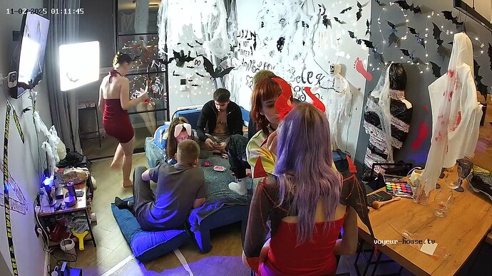 realm94-cam13-1762035139