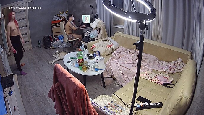 realm62-cam13-1702486473