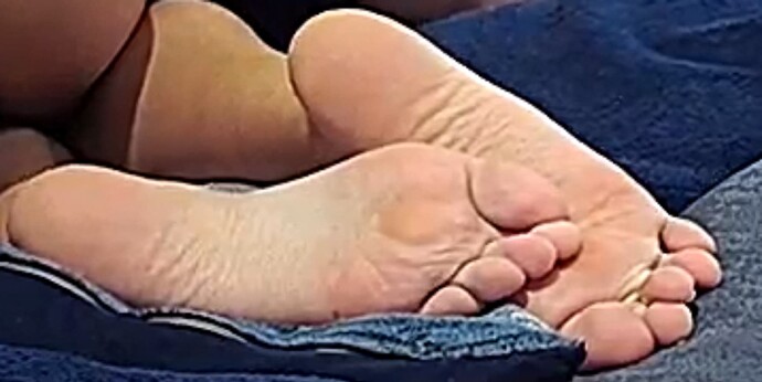 feet Kortney 7-10-22 2
