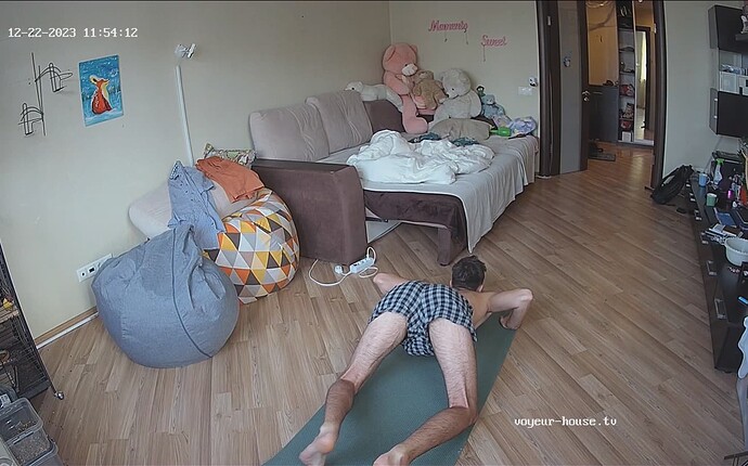 屏幕截图 2023-12-22 183048