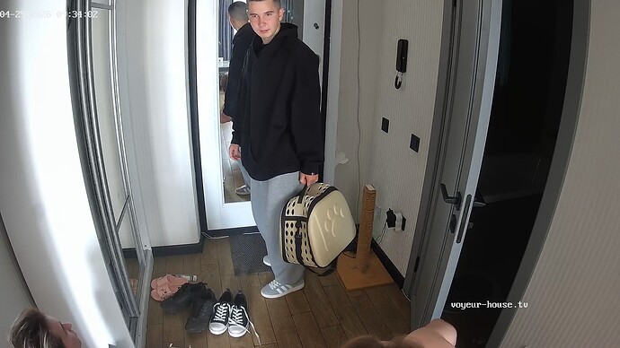 realm42-cam110-1777465120