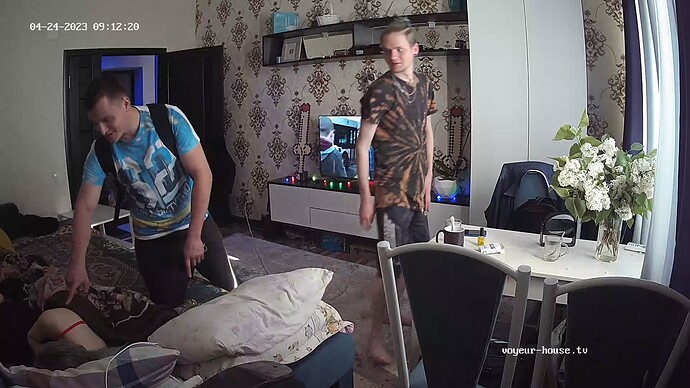 realm93-cam14-1682305330