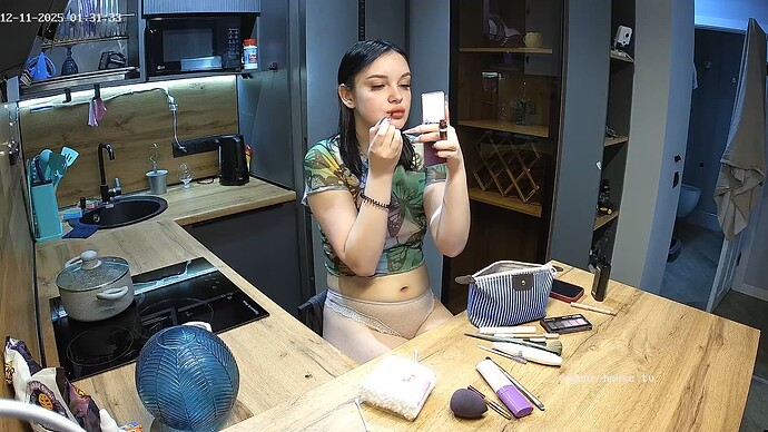 realm94-cam12-1765406232