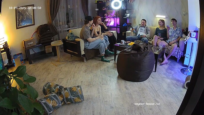 realm64-cam13-1760036493 (2)