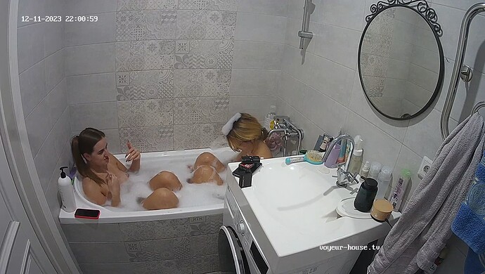 realm53-cam19-1702321292