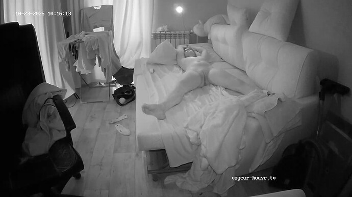 realm18-cam110-1761210958