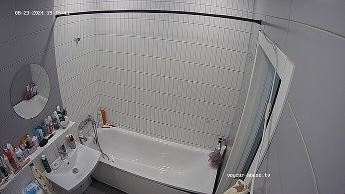 realm2-cam110-1724431834