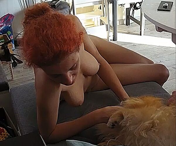 Mira_250713_nipples_livingroom_realm18_02