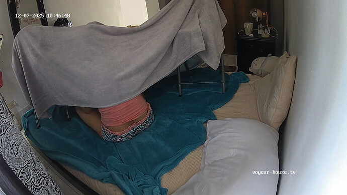 realm121-cam18-1765207732