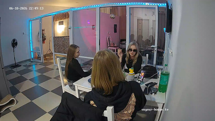 realm64-cam14-1781812193