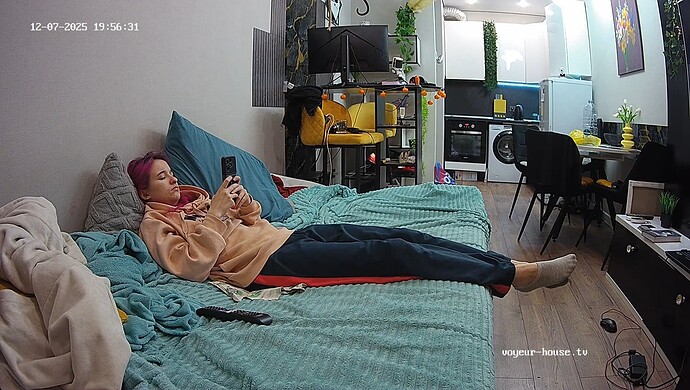 realm42-cam15-1765126686