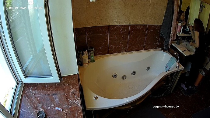 realm18-cam111-1716093058