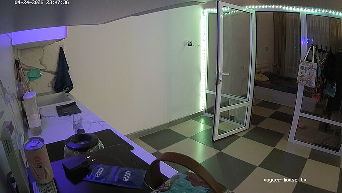realm64-cam11-1777063695