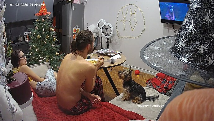 realm81-cam12-1767469216