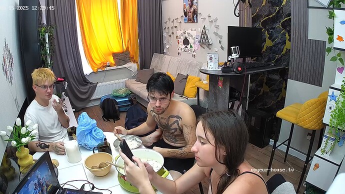 realm42-cam13-1755250225
