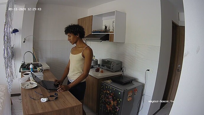 realm38-cam12-1726076393