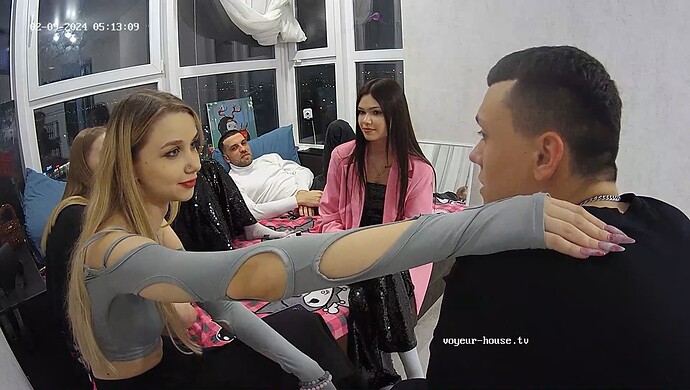 realm6-cam15-1707460806