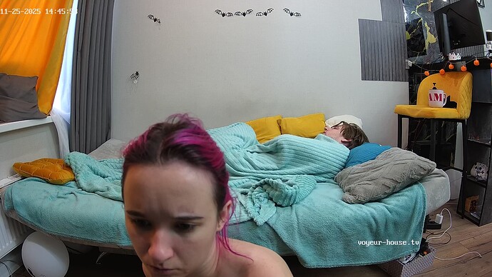 realm42-cam14-1764071192