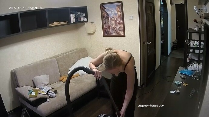 realm7-cam18-1765374821