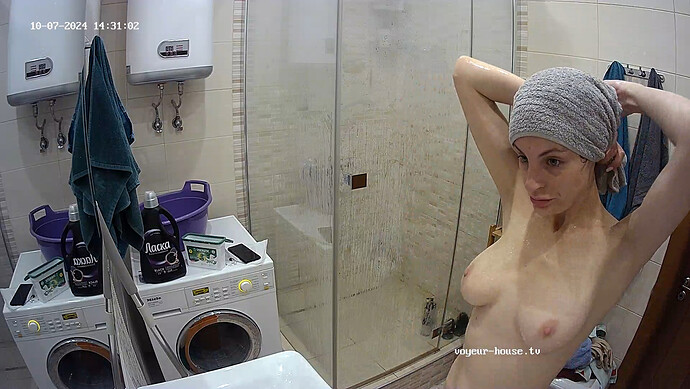 realm18-cam114-1728304009