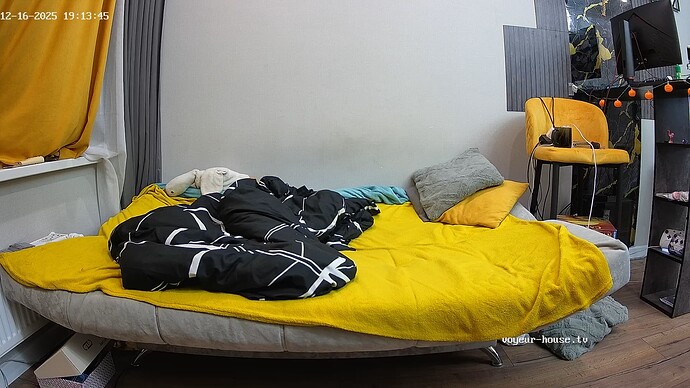 realm42-cam14-1765901660