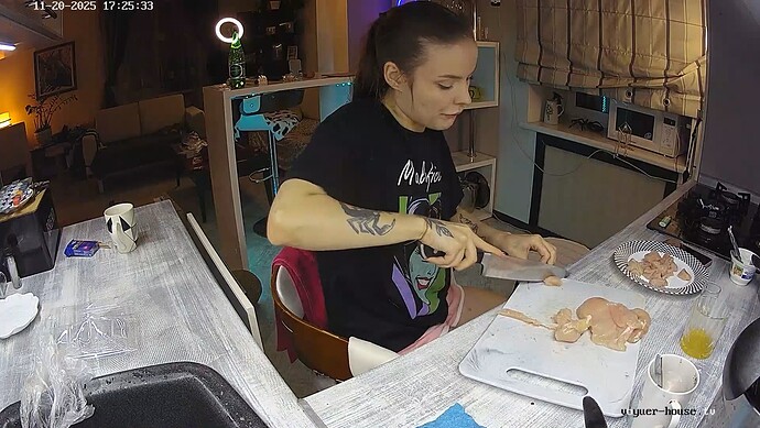 realm64-cam11-1763652469