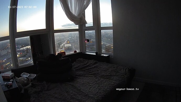 realm6-cam15-1700193760