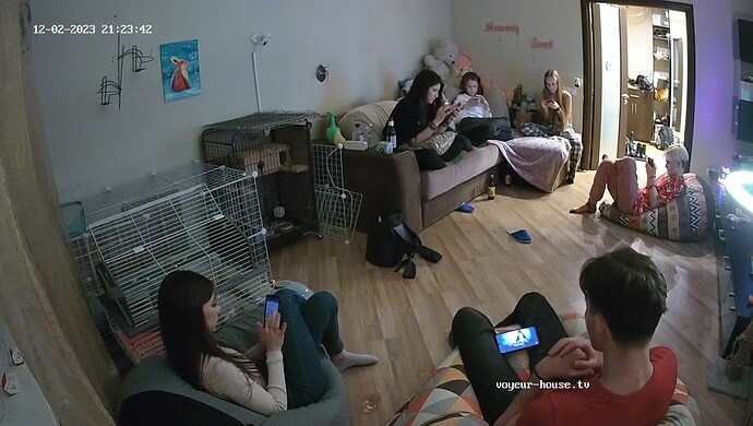 realm37-cam15-1701541456