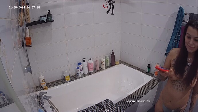 realm18-cam112-1706447462