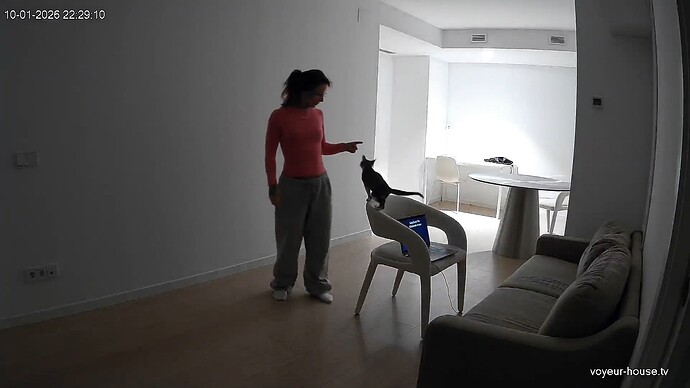 realm168-cam14-1790886581