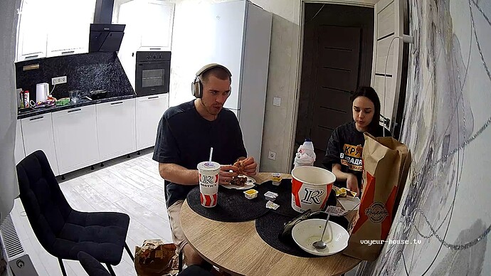 realm13-cam11-1764701738