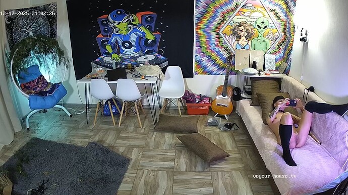 realm130-cam14-1766000754