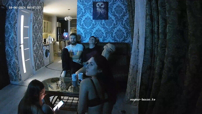 realm8-cam16-1728230763