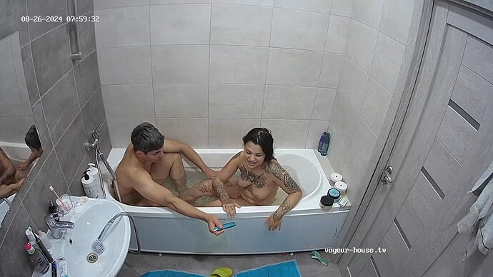 realm48-cam19-1724651040